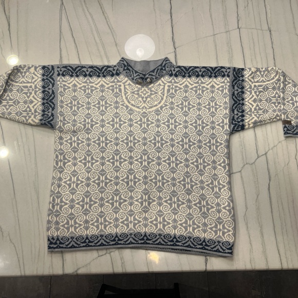 Dale of Norway Gray and Black Patterned Sweater - Picture 4 of 10